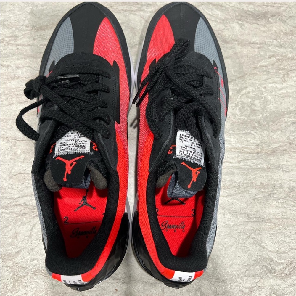 Jordan trainer brand new never worn